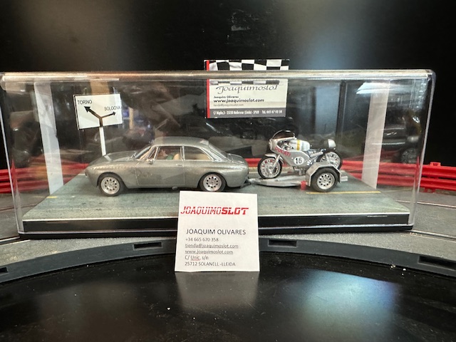 Hobbyclassic HCP-226 Alfa Romeo Giulia GTA Racing & Ducati